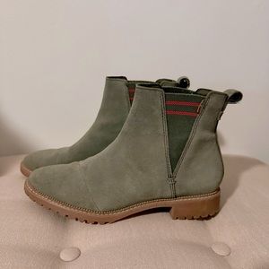 Toms Chelsea Boots